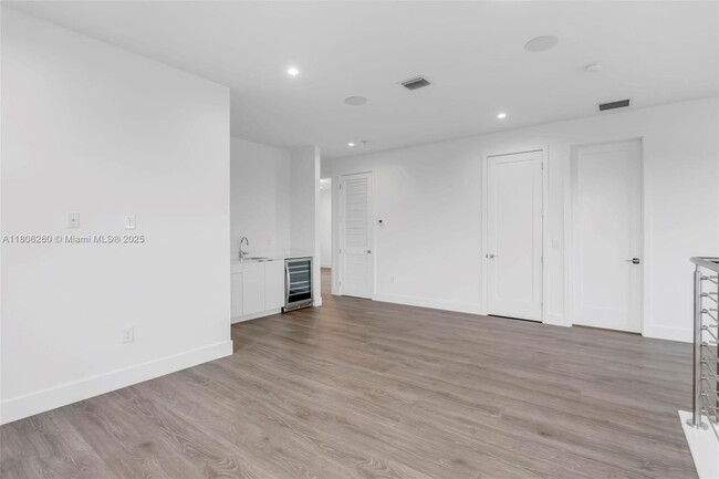 Building Photo - 4309 SW 176th Ave