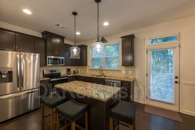 Building Photo - 2662 Stonekey Bend