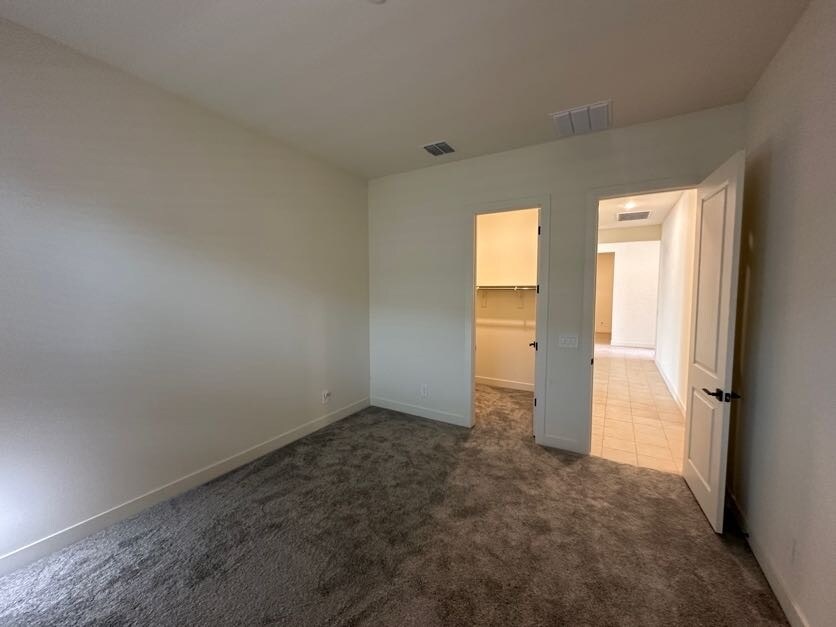 Building Photo - 7306 N 80th Ln