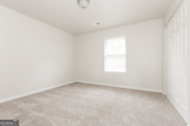 Building Photo - 3005 Pebble Creek Ln