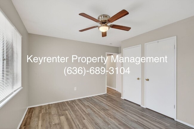 Building Photo - Updated 3-Bedroom Home with Fenced Yard in Florissant