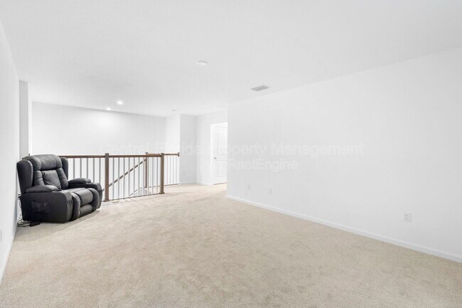 Building Photo - 13053 Pergola Ave
