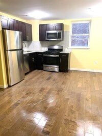 Building Photo - 22 Liberty Ave