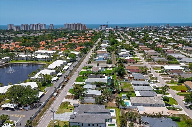 Building Photo - 837 91st Ave N