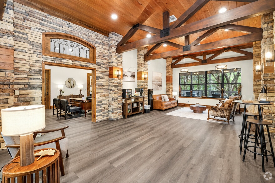 Lobby Photo - Broadstone Ranch