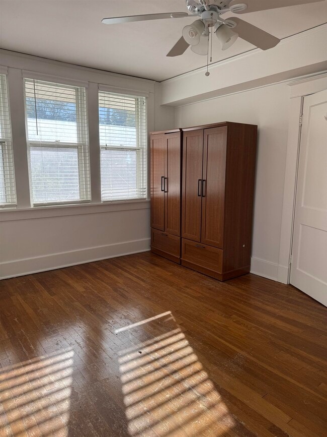 Building Photo - 20 S Auburndale St