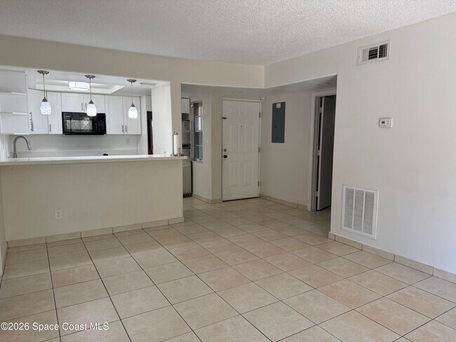 Building Photo - 1625 Sunny Brook Ln