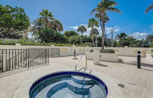 Building Photo - 800 Ocean Dr