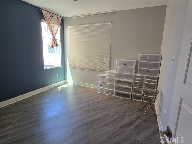 Building Photo - 128 Catalyst