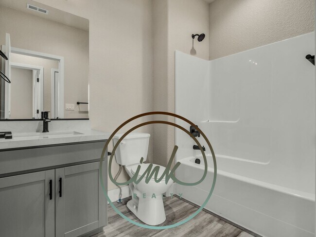 Building Photo - Brand New 2-Bed, 2-Bath Townhouse – Lease ...