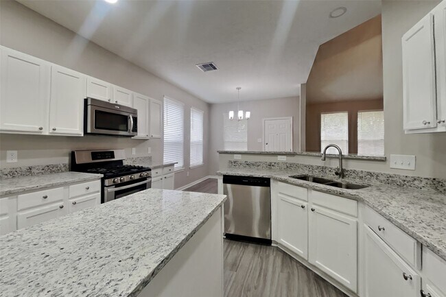 Building Photo - 20407 Westfield Estates Dr