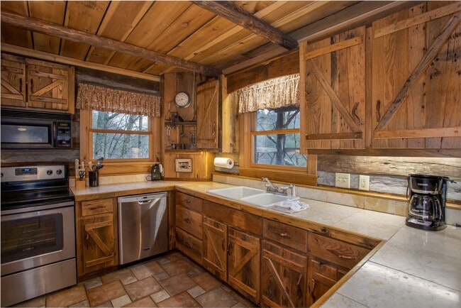 Building Photo - One of a Kind – Authentic Log Cabin with S...