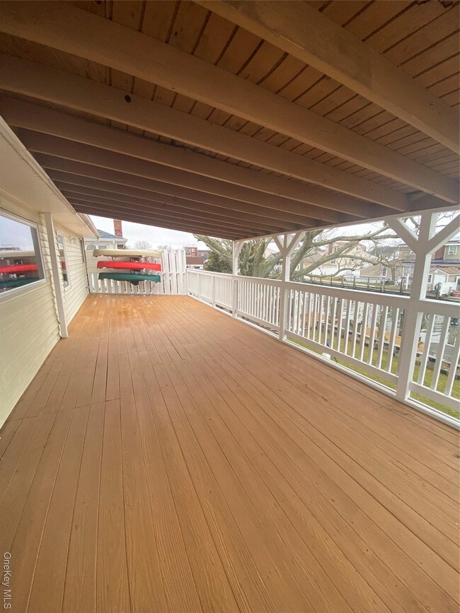 Building Photo - 415 West Dr