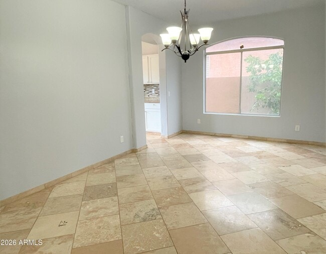 Building Photo - 5164 W Ross Dr