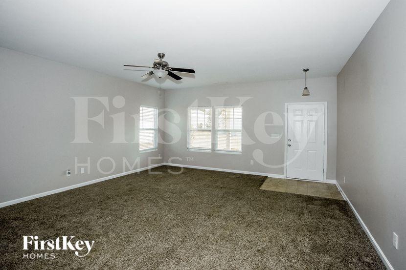 Building Photo - 12888 Brandenburg Ln