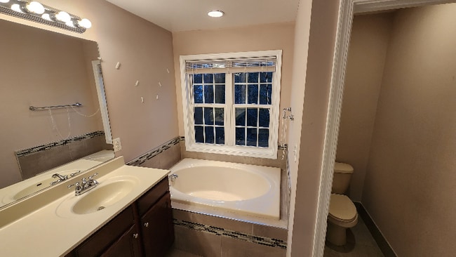 Building Photo - 25146 Harpenden Terrace