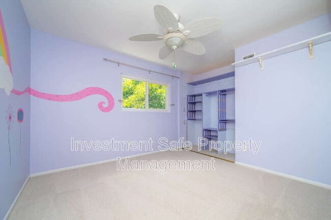 Building Photo - 6051 Bounty St