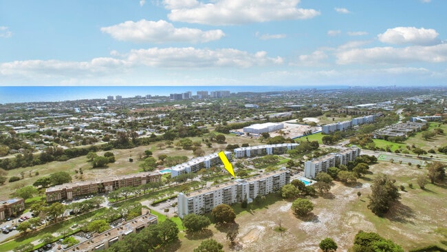 Building Photo - 6461 NW 2nd Ave