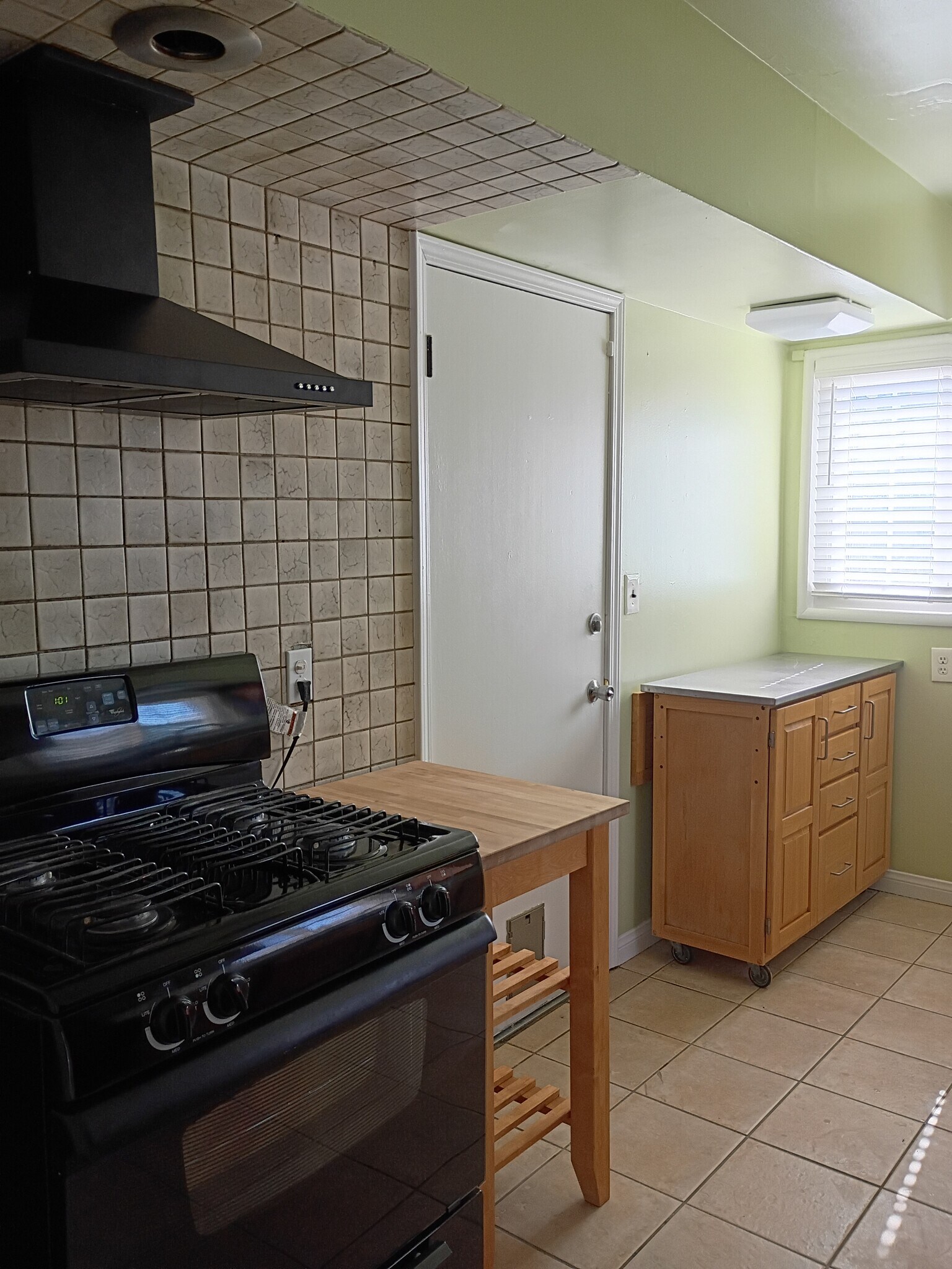 Building Photo - 5605 Layton Dr