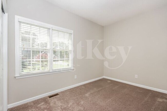 Building Photo - 1902 Old Greylyn Ct NW