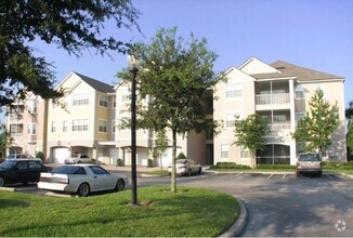 Building Photo - The Hamptons