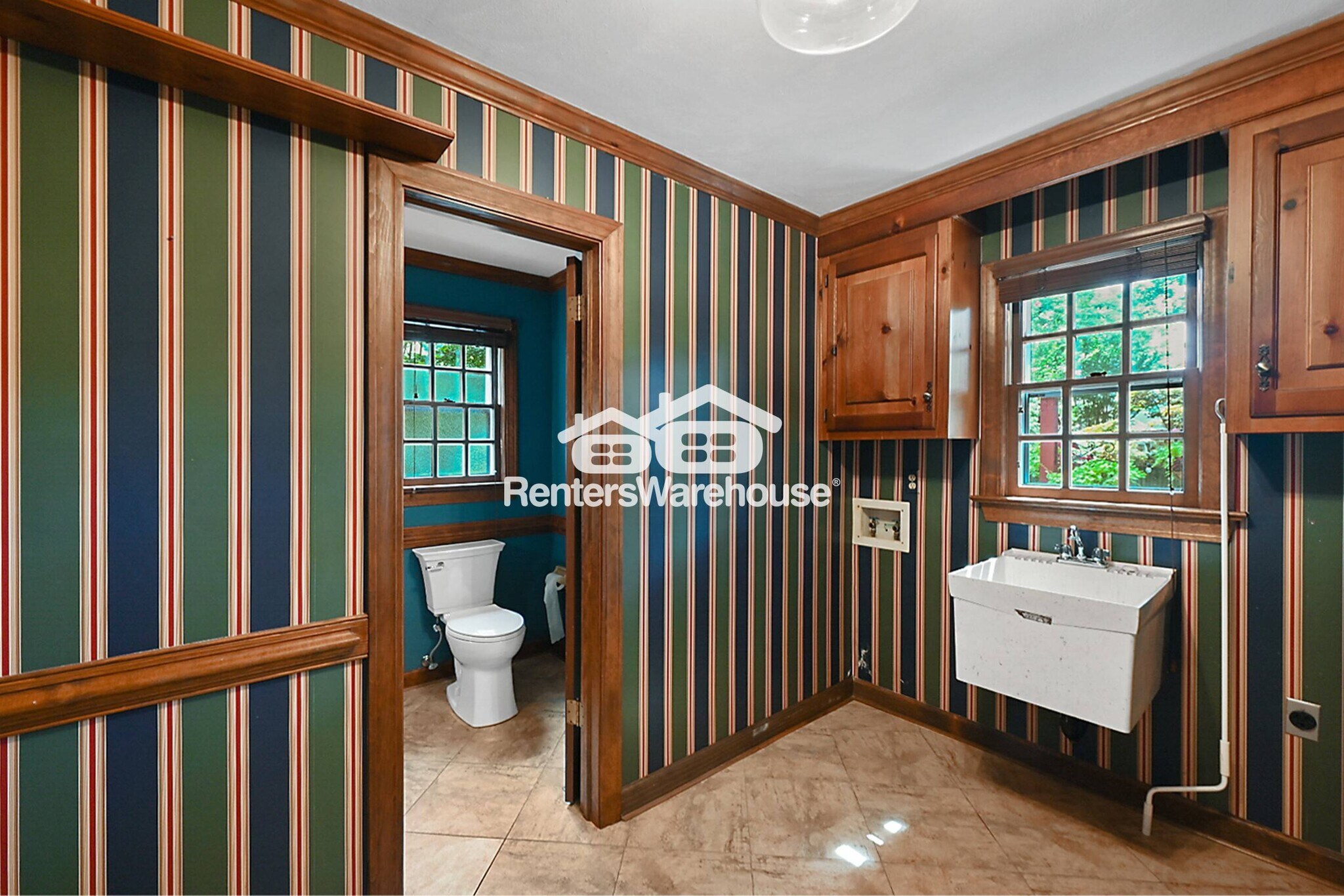 Building Photo - 936 Stockbridge Dr