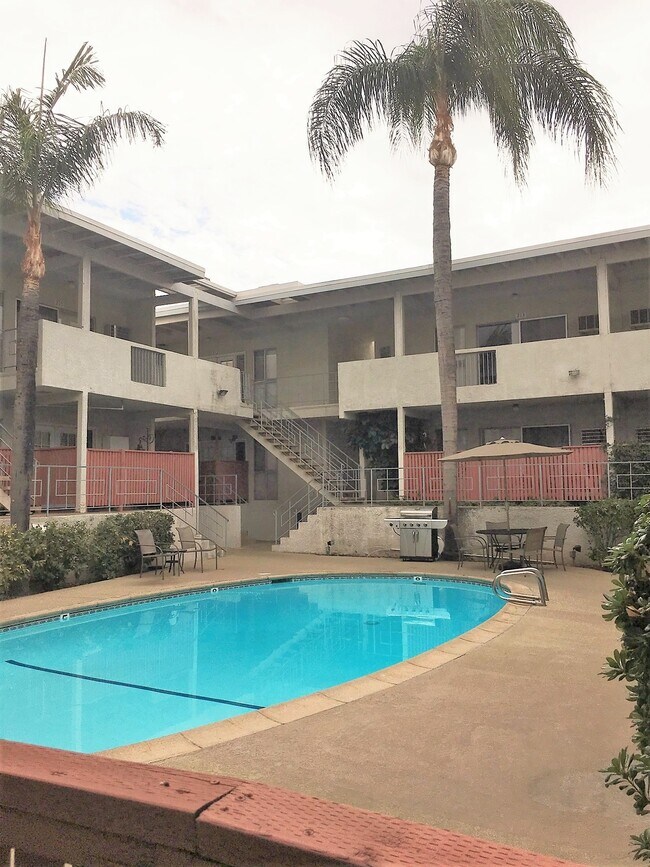 Building Photo - 5422 Quakertown Ave