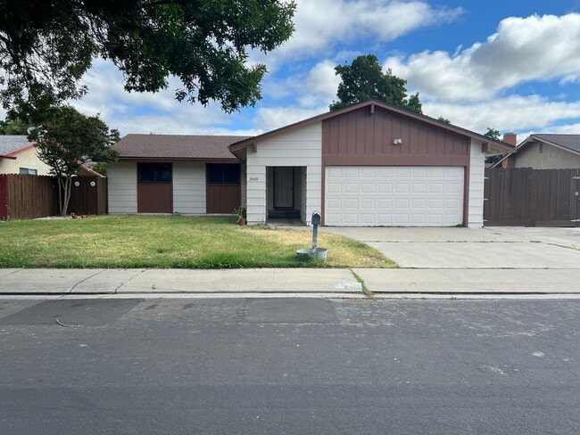 Building Photo - 2409 Riedel Way