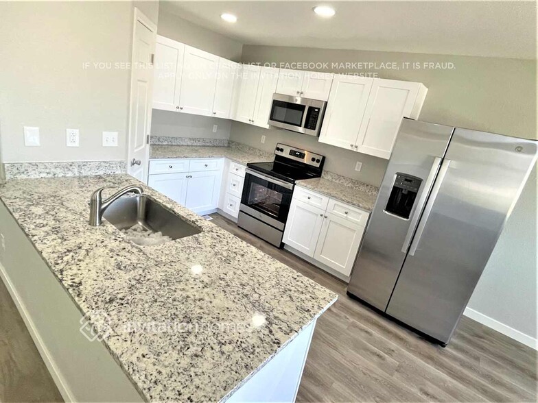 Building Photo - 4766 Andes St