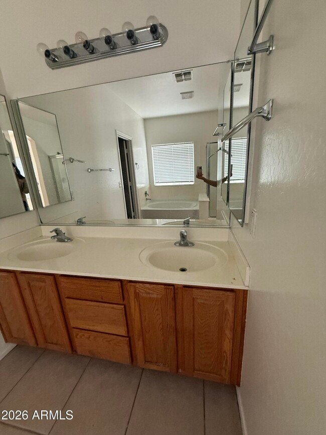 Building Photo - 44188 Buckhorn Trl