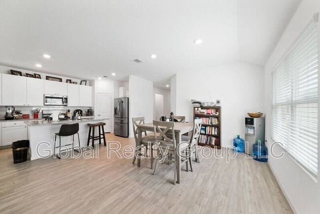 Building Photo - 4339 Meadowland Pl