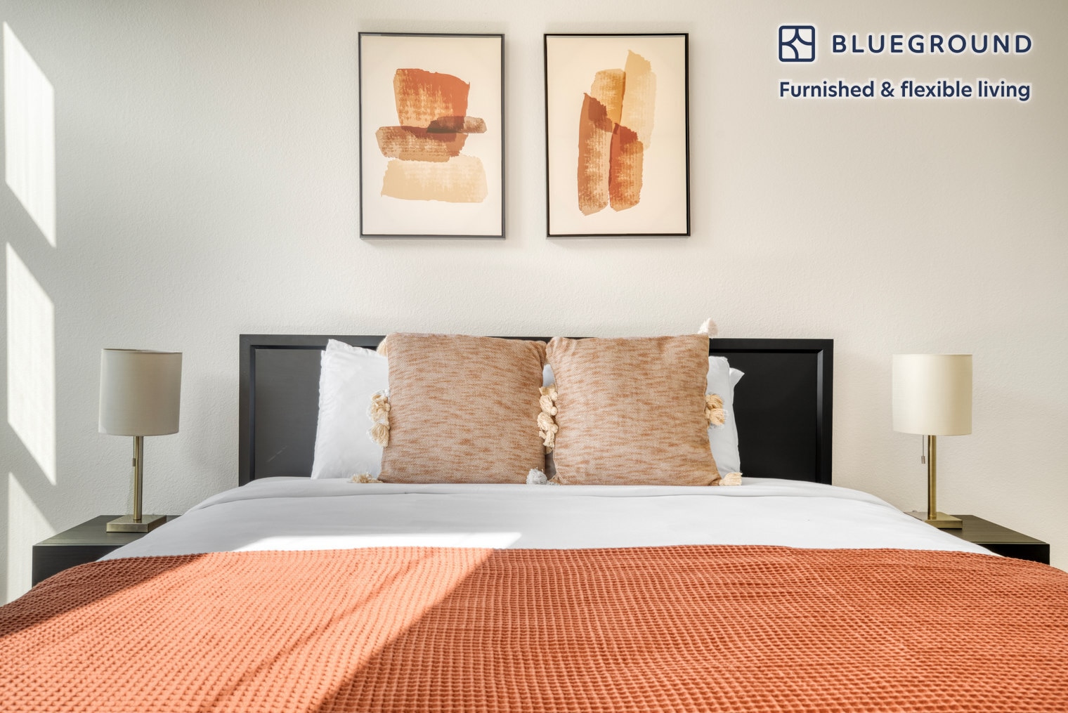 Building Photo - 1265 Lakeside Dr