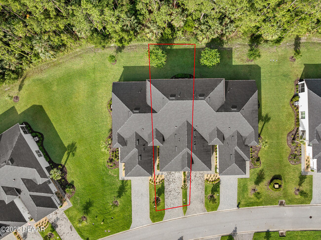 Building Photo - 829 Pinewood Dr