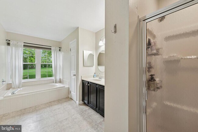 Building Photo - 1415 Aspen Ct