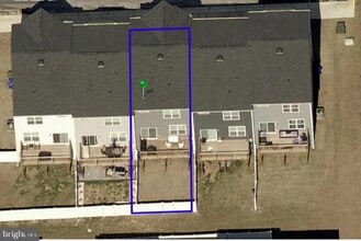 Building Photo - 4102 Bolton Ct