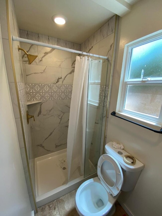 Building Photo - 3500 Portola Dr