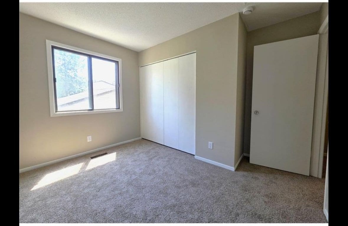 Building Photo - 4710 Lenore Ln