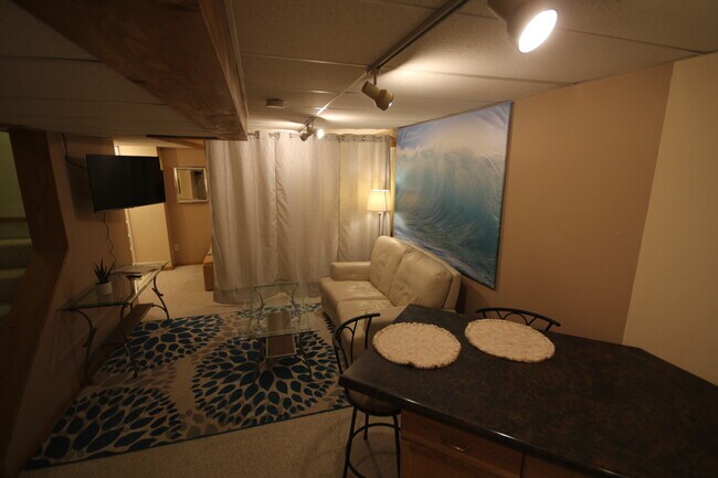 Building Photo - 289 Lionel Ln