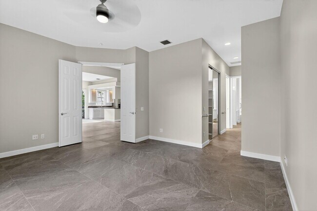 Building Photo - 8257 Rosalie Ln