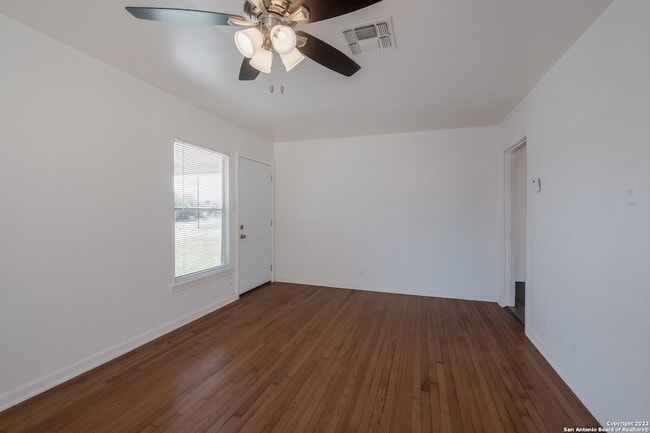 Building Photo - 1503 Donaldson Ave