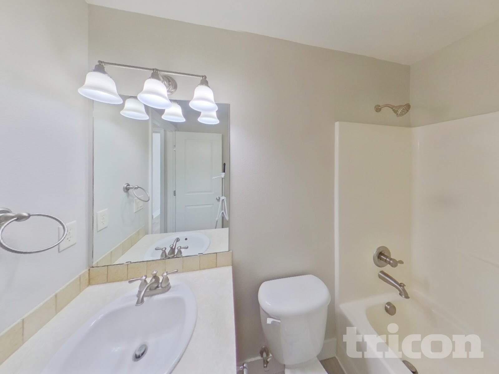 Building Photo - 11893 Dunhill Rd