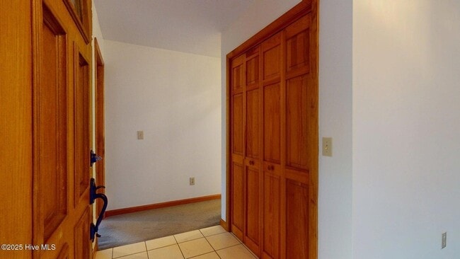 Building Photo - 1236 Rays Bridge Rd