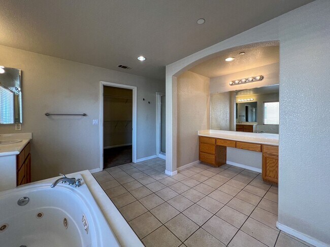 Building Photo - 151 San Marco Way
