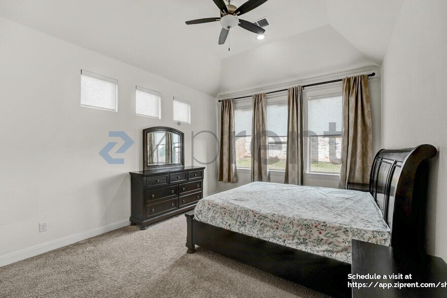 Building Photo - 1349 Ridge Runner Dr