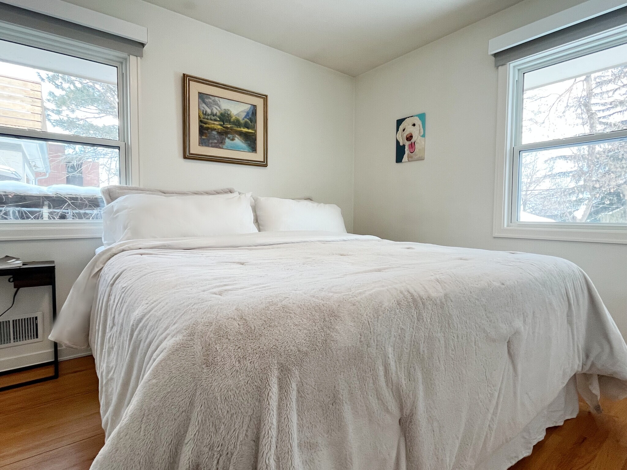 MAIN LEVEL BEDROOM #1 - 21 Sheridan Ave S