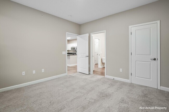 Building Photo - 5151 Foxtail Pine St