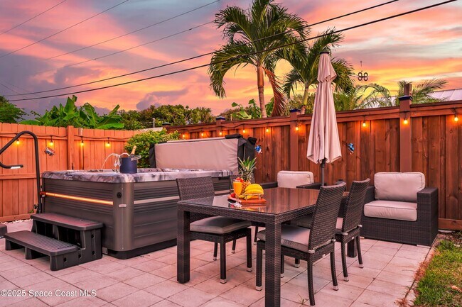 Building Photo - 363 Harbor Dr