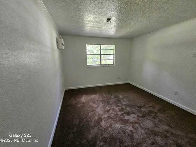 Building Photo - 6526 Ribault Rd
