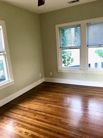 Building Photo - 5347 Lewis St