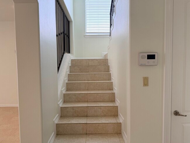 Building Photo - 7221 Lake Victoria Rd